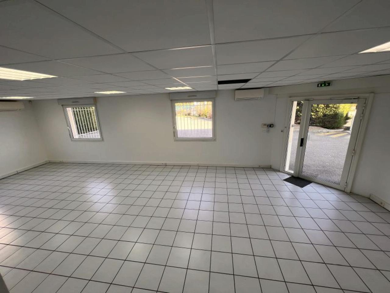 Local d'activité Saint-Fons 744m² Location local d'activité Saint-Fons Rhône OLACT2533099 9